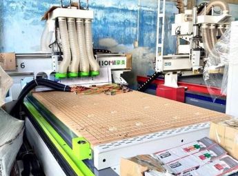Máy Cắt CNC 4 Đầu Homi