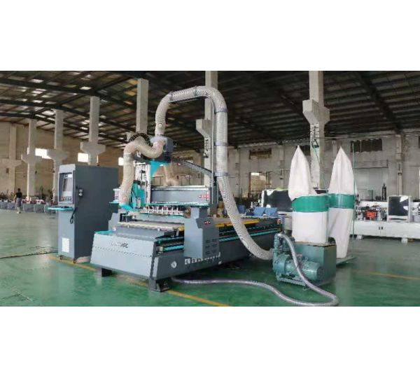 Máy Cắt CNC 1 Đầu Thay Dao Tự Động